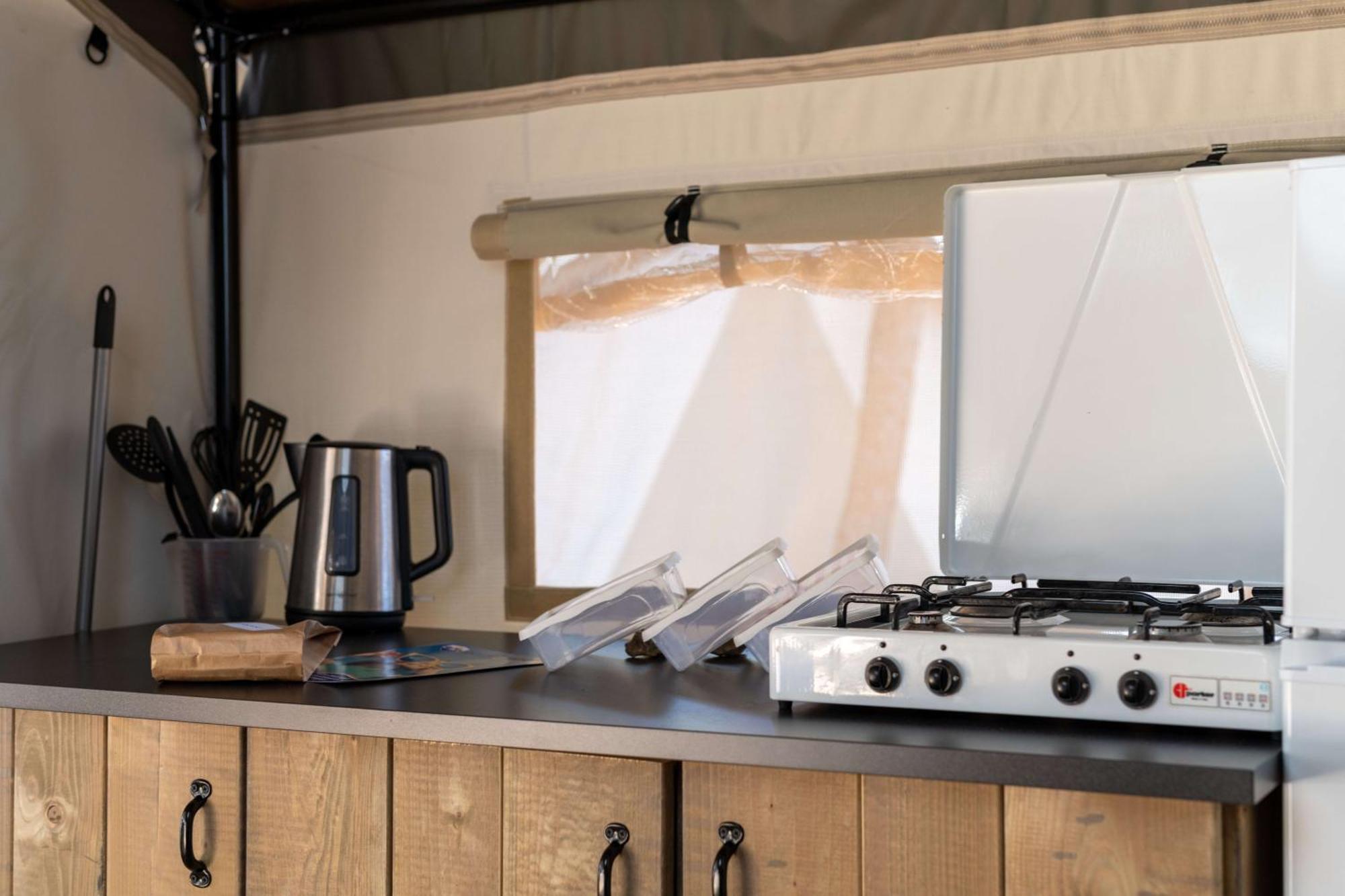 Easyatent Safari Tent Comfort Krk Krk Town Værelse billede