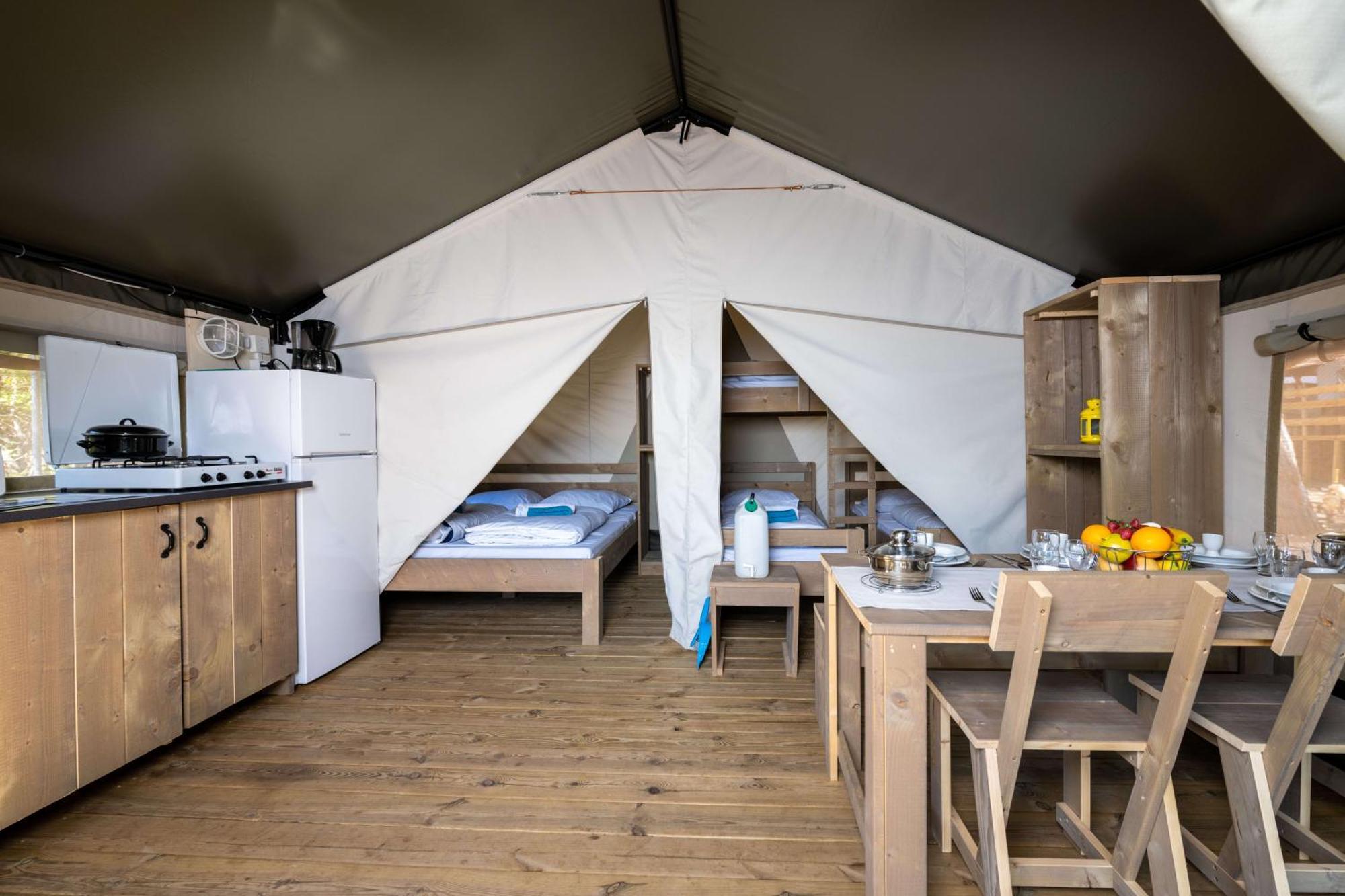 Easyatent Safari Tent Comfort Krk Krk Town Værelse billede
